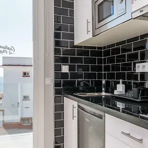 https://carihuela-plaza-apartamentos-turisticos.1costadelsol.com